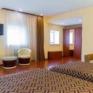 Гостиница У Истока Иркутск Студия "Twin"-2